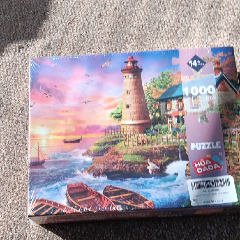 1000-Piece Lighthouse Puzzle - Blue and Brown